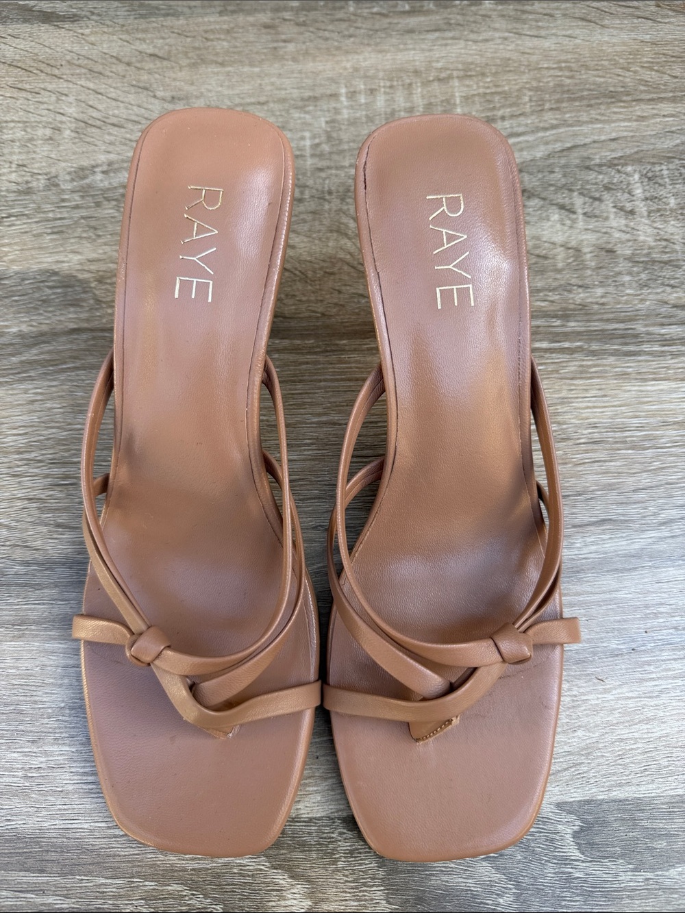 RAYE Dax Heel in Tan kitten slip on sandal just like new - Picture 5 of 10